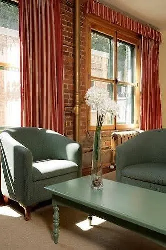 Hotel Auberge Saint-Pierre Quebec City
