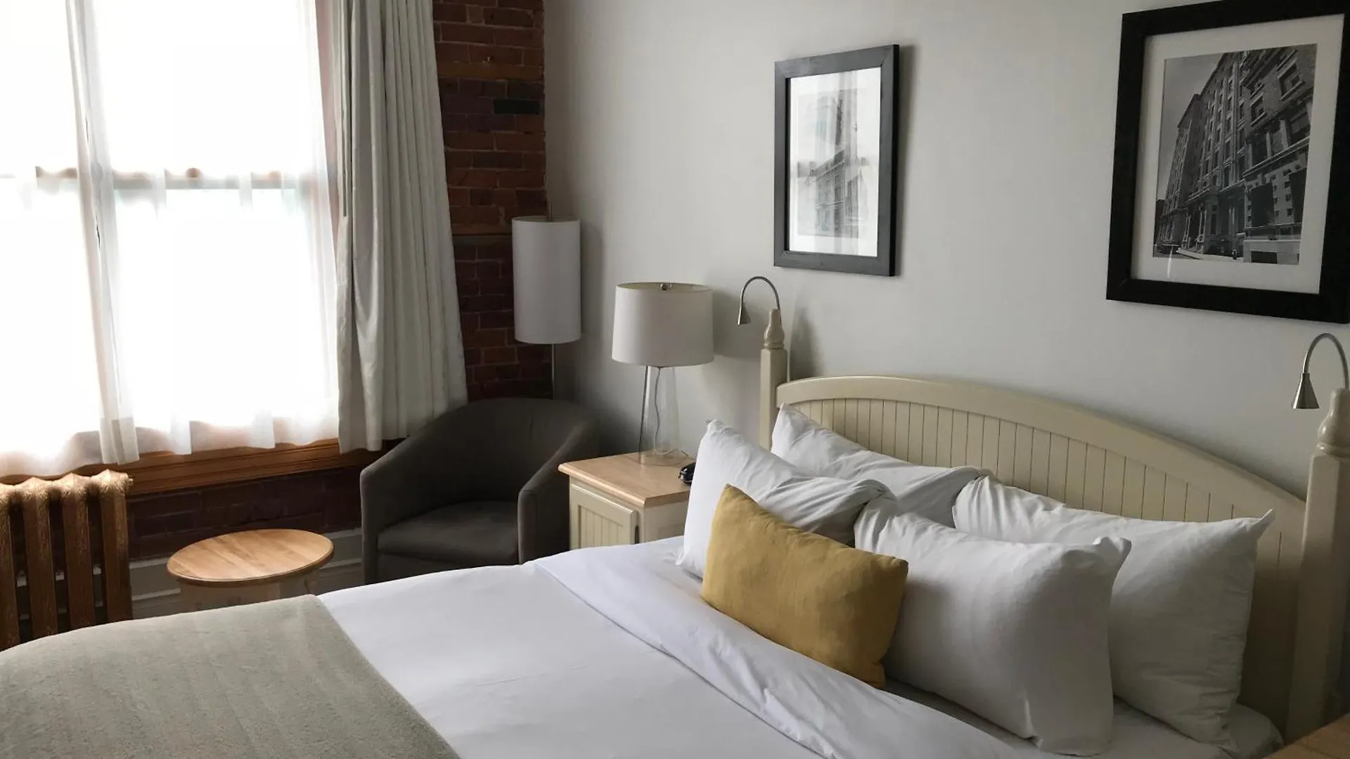 Hotell Auberge Saint-Pierre Québec