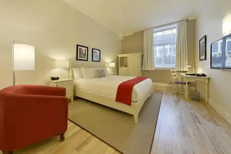 Auberge Saint-Pierre Quebec City Hotel