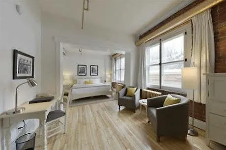 **** Hotel Auberge Saint-Pierre Quebec City Canada